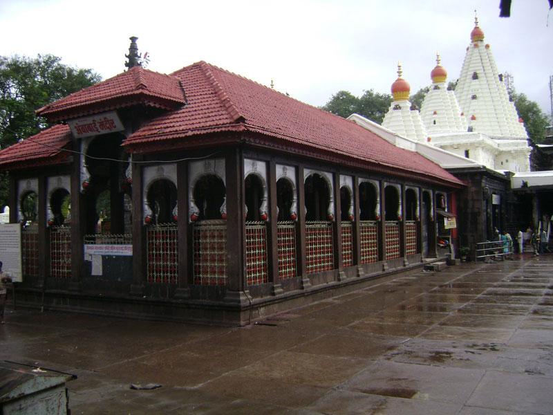 Shri mahalashimi Temple