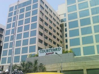 External view of Courtyard by Marriott 