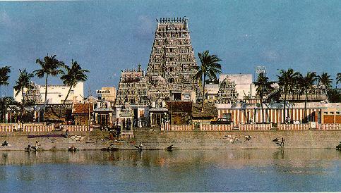 Full view of Kapaleeswarar temple