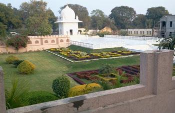 Dargah