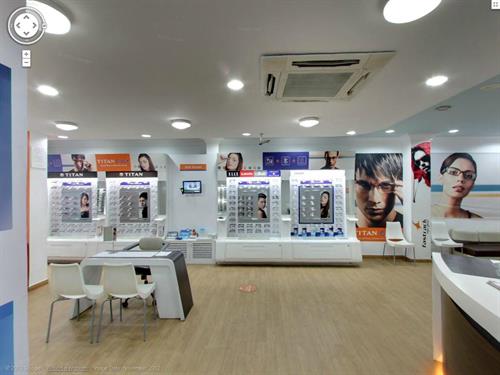 titan eye plus showroom