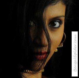 Iti Mrinalini Bengali Movie Wallpaper Poster