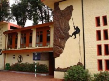 Himalyan Mountaineering Institute