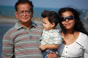 Humayun Kabir with wife Meher Afroz Shaon