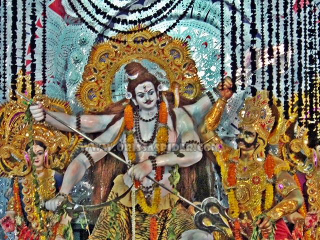 Durga Puja 2011 Lord Shiva Photo 2 in Malgodown Cuttack